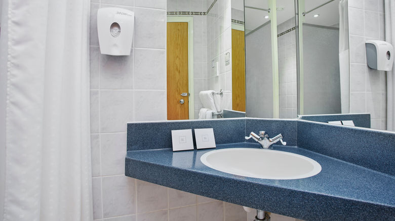 <b>Holiday Inn Express London-Victoria Room</b>. Images powered by <a href="https://www.leonardoworldwide.com/" title="Leonardo Worldwide" target="_blank">Leonardo</a>.