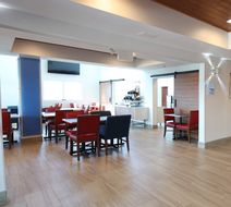 Holiday Inn Express Hotel & Suites Lobby