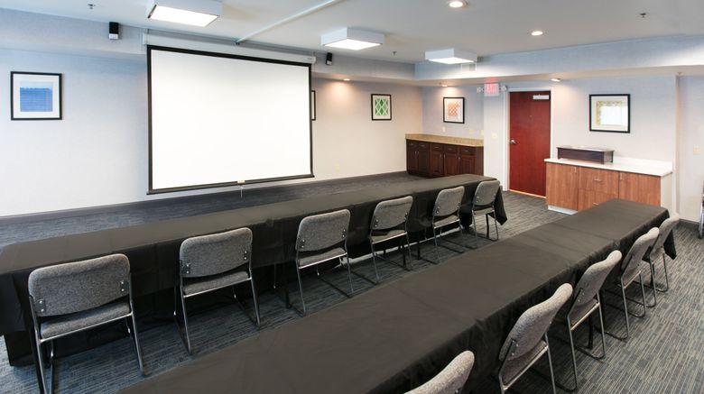 <b>Holiday Inn Express Hotel & Suites Meeting</b>. Images powered by <a href="https://www.leonardoworldwide.com/" title="Leonardo Worldwide" target="_blank">Leonardo</a>.