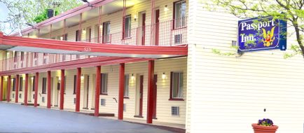 Passport Inn Niagara Falls Exterior