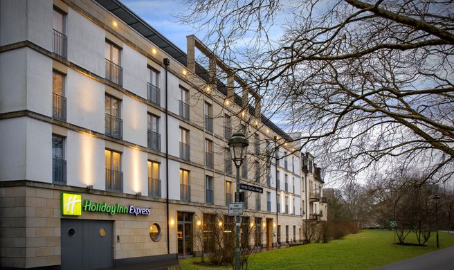 Holiday Inn Express Baden-Baden Exterior
