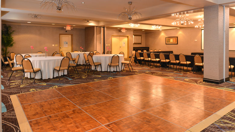 <b>Holiday Inn Express Hotel & Suites Meeting</b>. Images powered by <a href="https://www.leonardoworldwide.com/" title="Leonardo Worldwide" target="_blank">Leonardo</a>.