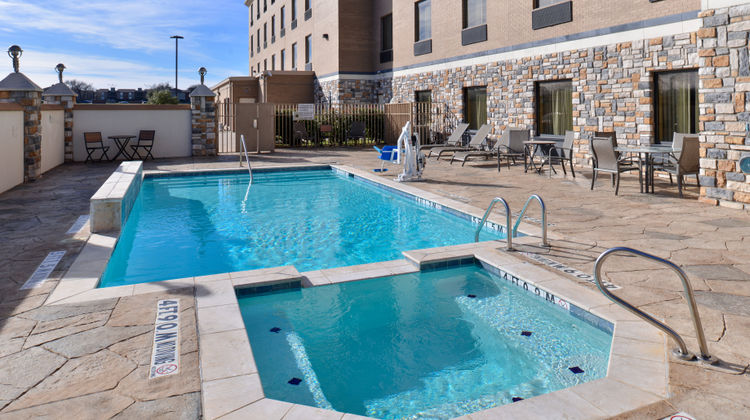 Holiday Inn Express Hotel & Suites Pool