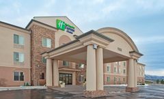 Holiday Inn Express & Suites Cedar City