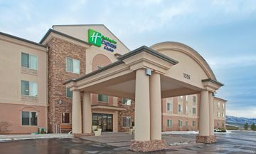 Holiday Inn Express & Suites Cedar City
