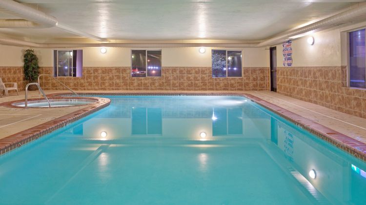 Holiday Inn Express & Suites Cedar City Pool