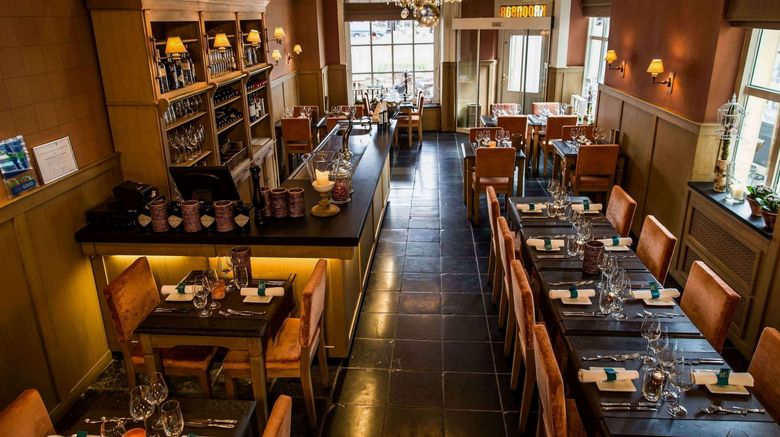 <b>Hotel De Limbourg Restaurant</b>. Images powered by <a href="https://www.leonardoworldwide.com/" title="Leonardo Worldwide" target="_blank">Leonardo</a>.
