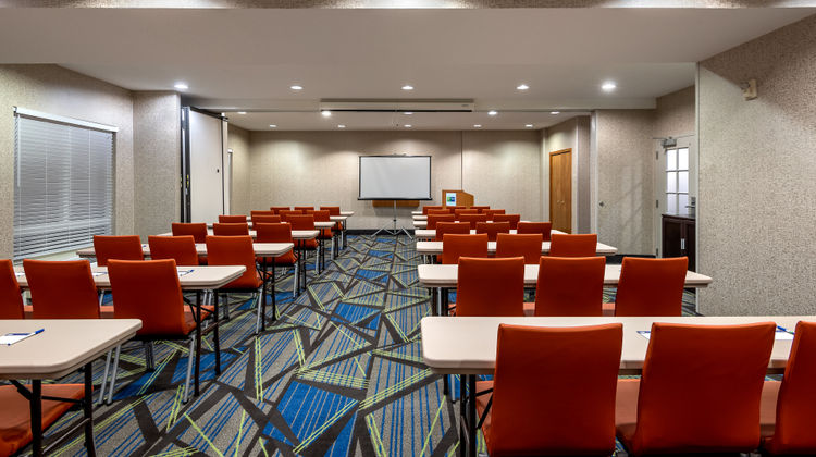 Holiday Inn Express & Suites Daphne Meeting
