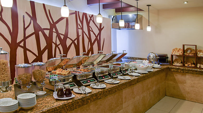 <b>Holiday Inn Guatemala Restaurant</b>. Images powered by <a href="https://www.leonardoworldwide.com/" title="Leonardo Worldwide" target="_blank">Leonardo</a>.