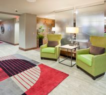 Holiday Inn Express & Stes Bloomington W Lobby