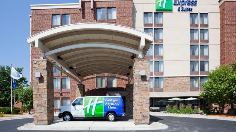 <b>Holiday Inn Express & Stes Bloomington W Lobby</b>. Images powered by <a href="https://www.leonardoworldwide.com/" title="Leonardo Worldwide" target="_blank">Leonardo</a>.