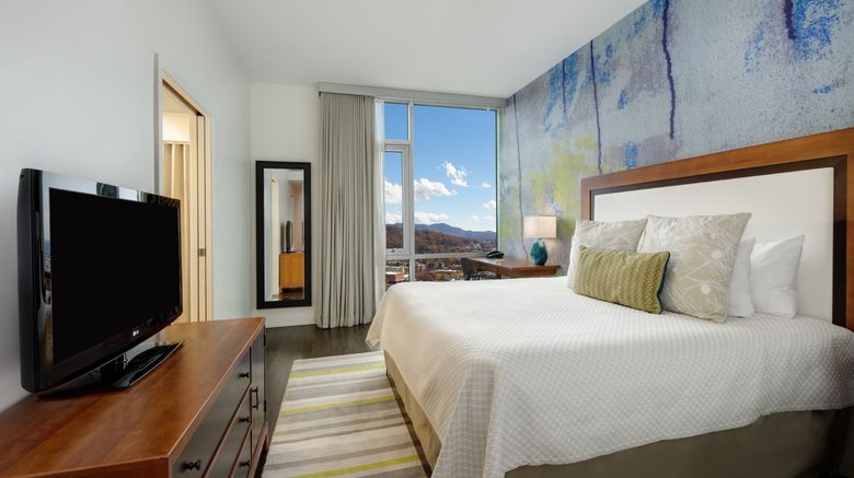 <b>Hotel Indigo Asheville Suite</b>. Images powered by <a href="https://www.leonardoworldwide.com/" title="Leonardo Worldwide" target="_blank">Leonardo</a>.
