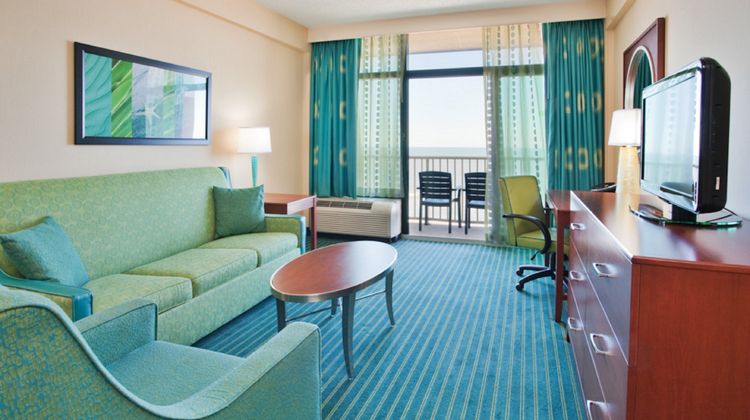 Holiday Inn & Suites North Beach Suite