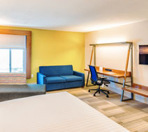 Holiday Inn Express Charleston Room