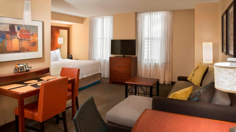 <b>Residence Inn Toronto Downtown Suite</b>. Images powered by <a href="https://leonardo.com/" title="Leonardo Worldwide" target="_blank">Leonardo</a>.