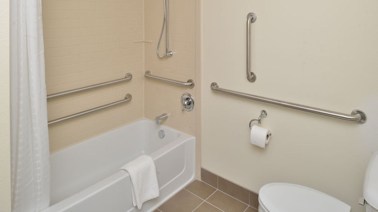 <b>Candlewood Suites Eugene Springfield Room</b>. Images powered by <a href="https://www.leonardoworldwide.com/" title="Leonardo Worldwide" target="_blank">Leonardo</a>.