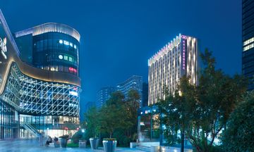 Crowne Plaza HEDA