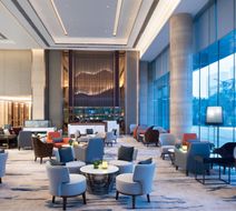 Crowne Plaza HEDA Lobby