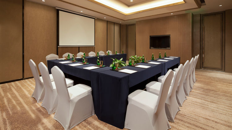 Crowne Plaza Thousand Island Lake Meeting