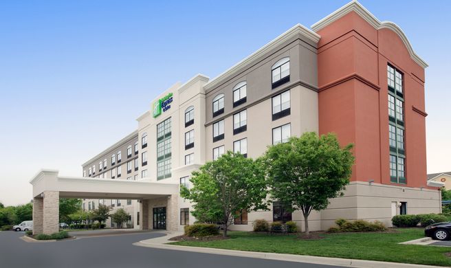 Holiday Inn Express/Suites BWI Airport N Exterior