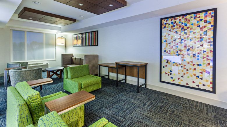 <b>Holiday Inn Express Lobby</b>. Images powered by <a href="https://www.leonardoworldwide.com/" title="Leonardo Worldwide" target="_blank">Leonardo</a>.