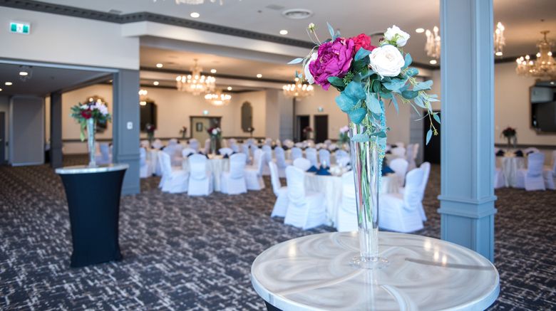 <b>Crowne Plaza Fredericton Meeting</b>. Images powered by <a href="https://www.leonardoworldwide.com/" title="Leonardo Worldwide" target="_blank">Leonardo</a>.
