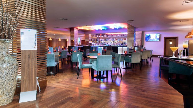<b>Renaissance London Heathrow Hotel Restaurant</b>. Images powered by <a href="https://www.leonardoworldwide.com/" title="Leonardo Worldwide" target="_blank">Leonardo</a>.