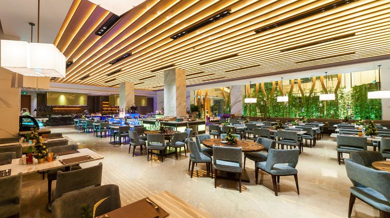 <b>Holiday Inn Nanjing Xuanwu Lake Restaurant</b>. Images powered by <a href="https://www.leonardoworldwide.com/" title="Leonardo Worldwide" target="_blank">Leonardo</a>.