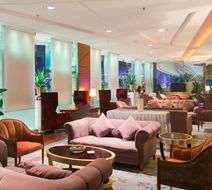 Holiday Inn Century City-WestTower Lobby