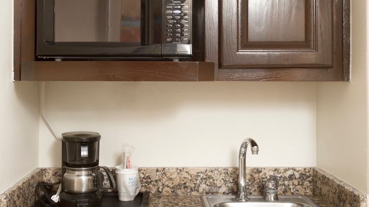 Holiday Inn Express & Suites Brownsville Room