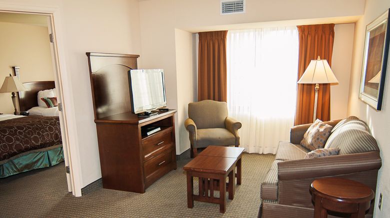 <b>Staybridge Suites Wichita Suite</b>. Images powered by <a href="https://www.leonardoworldwide.com/" title="Leonardo Worldwide" target="_blank">Leonardo</a>.