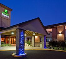 Holiday Inn Express Toronto East Exterior