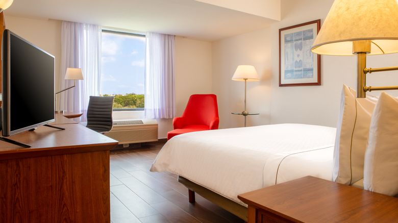 <b>Fiesta Inn Tampico Room</b>. Images powered by <a href="https://www.leonardoworldwide.com/" title="Leonardo Worldwide" target="_blank">Leonardo</a>.