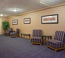 Holiday Inn Express Toronto East Lobby