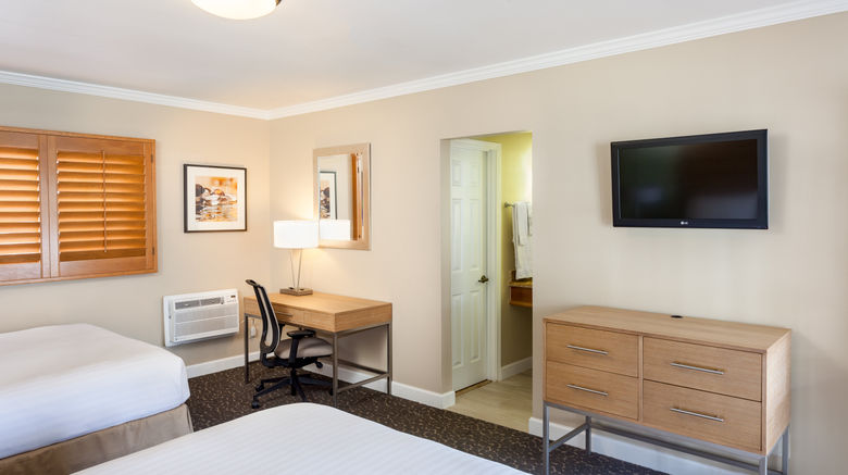<b>Holiday Inn Express Room</b>. Images powered by <a href="https://www.leonardoworldwide.com/" title="Leonardo Worldwide" target="_blank">Leonardo</a>.