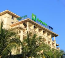 Holiday Inn Express Haikou West Coast Exterior