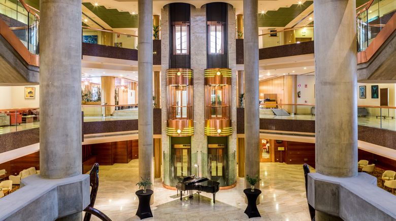 <b>Eurostars Boston Zaragoza Lobby</b>. Images powered by <a href="https://www.leonardoworldwide.com/" title="Leonardo Worldwide" target="_blank">Leonardo</a>.