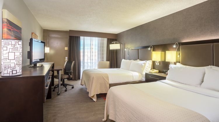Holiday Inn Harrisburg-Hershey Hotel Room