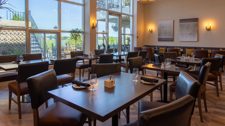 <b>Crowne Plaza Fredericton Restaurant</b>. Images powered by <a href="https://www.leonardoworldwide.com/" title="Leonardo Worldwide" target="_blank">Leonardo</a>.