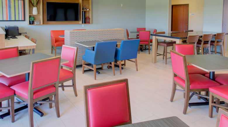 <b>Holiday Inn Express and Suites Restaurant</b>. Images powered by <a href="https://www.leonardoworldwide.com/" title="Leonardo Worldwide" target="_blank">Leonardo</a>.