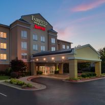 Fairfield Inn & Suites