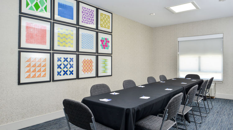 Holiday Inn Express NW Medical Area Meeting