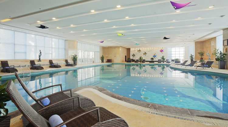 Crowne Plaza Hotel Yantai Sea View Pool