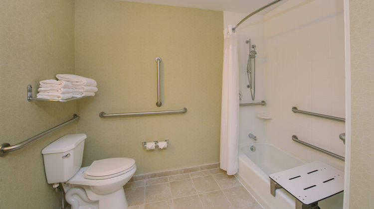 Holiday Inn Express Merrimack Room