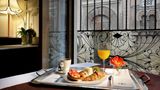 Eurostars Conquistador Room