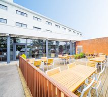 Holiday Inn Express Channel Tunnel Exterior