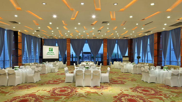 Holiday Inn Century City-WestTower Meeting
