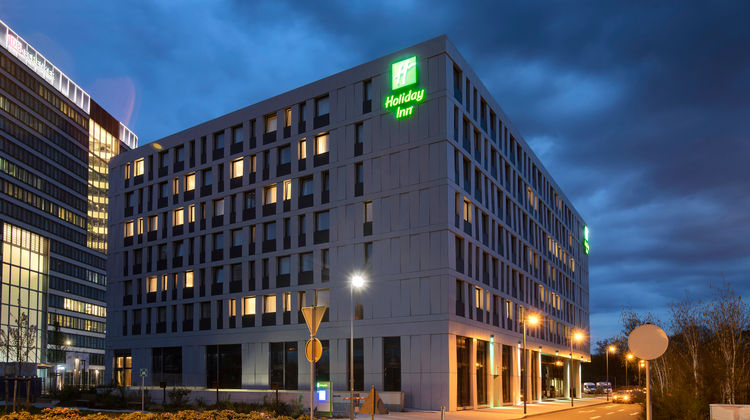 Holiday Inn Frankfurt Airport Exterior