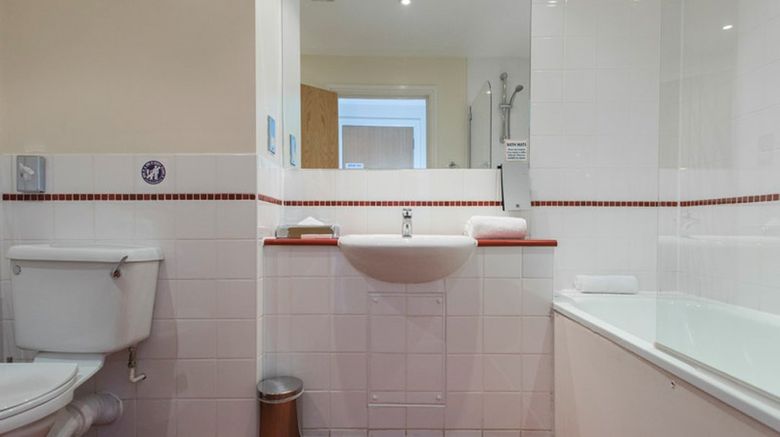 <b>Premier Suites Bristol Redcliffe Room</b>. Images powered by <a href="https://www.leonardoworldwide.com/" title="Leonardo Worldwide" target="_blank">Leonardo</a>.