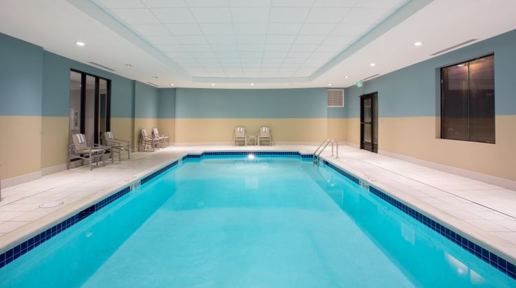 Holiday Inn Express & Suites Owing Mills Pool